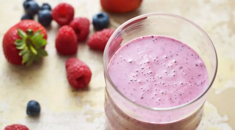 Super skin-saving berry smoothie recipe