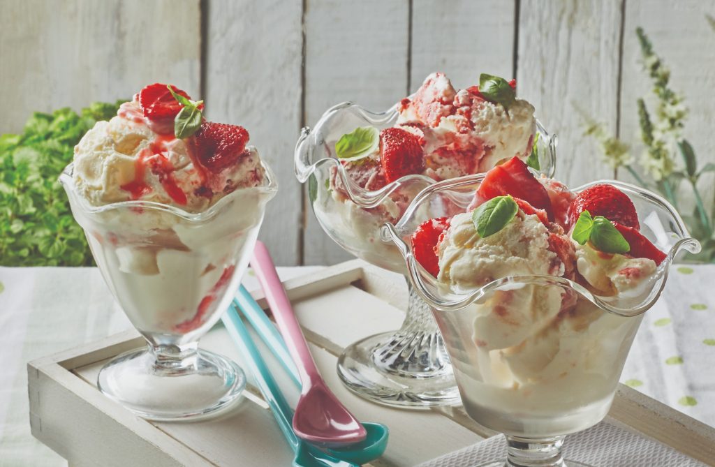 Gut-friendly strawberry ice cream recipe