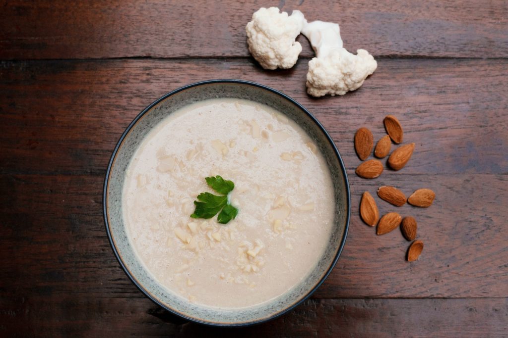 Creamy cauliflower and almond soup recipe
