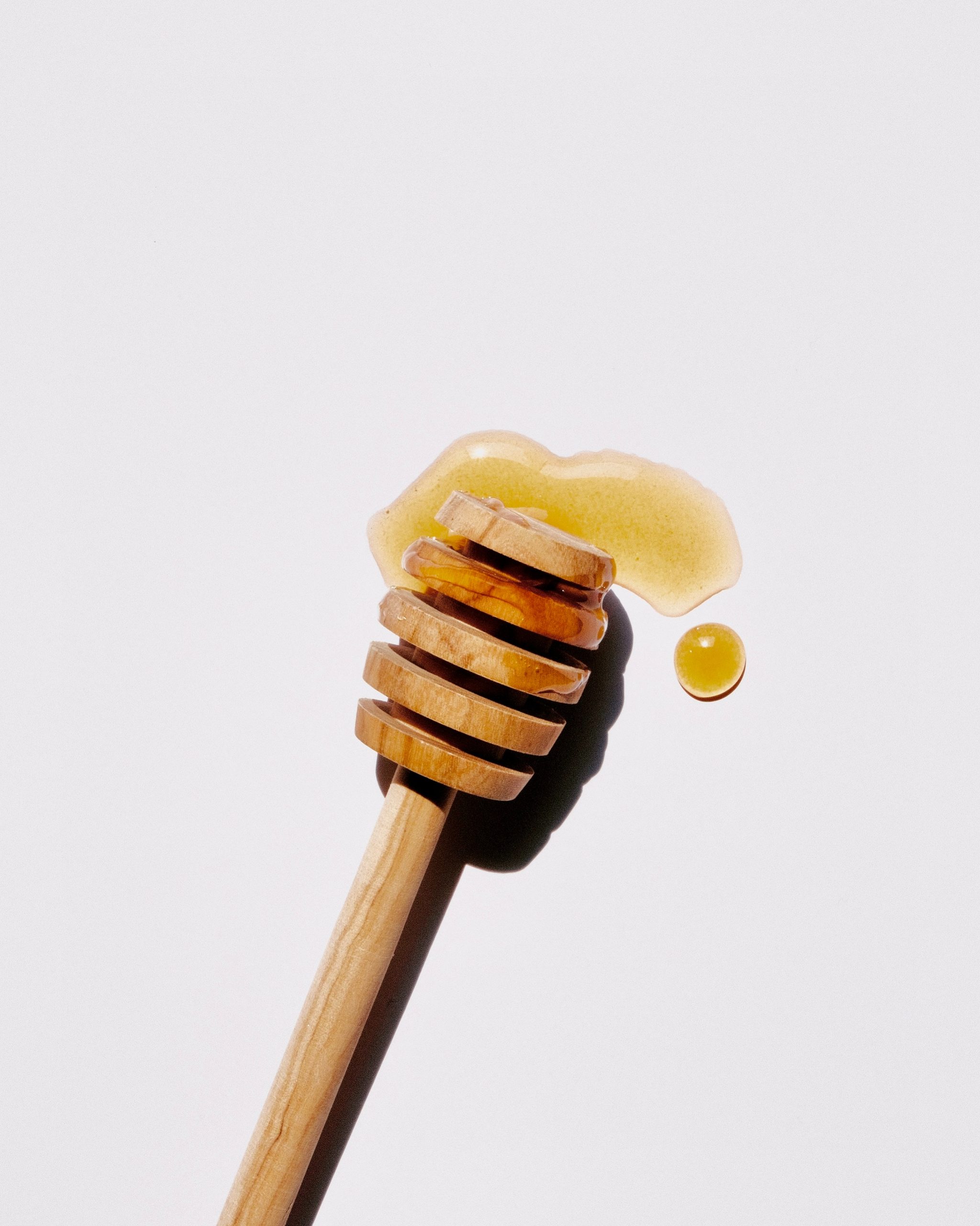 Discover the health and beauty benefits of honey