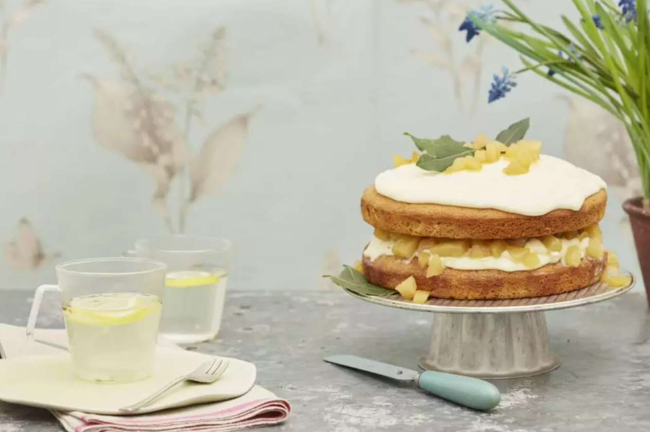 Pear and bay cake recipe